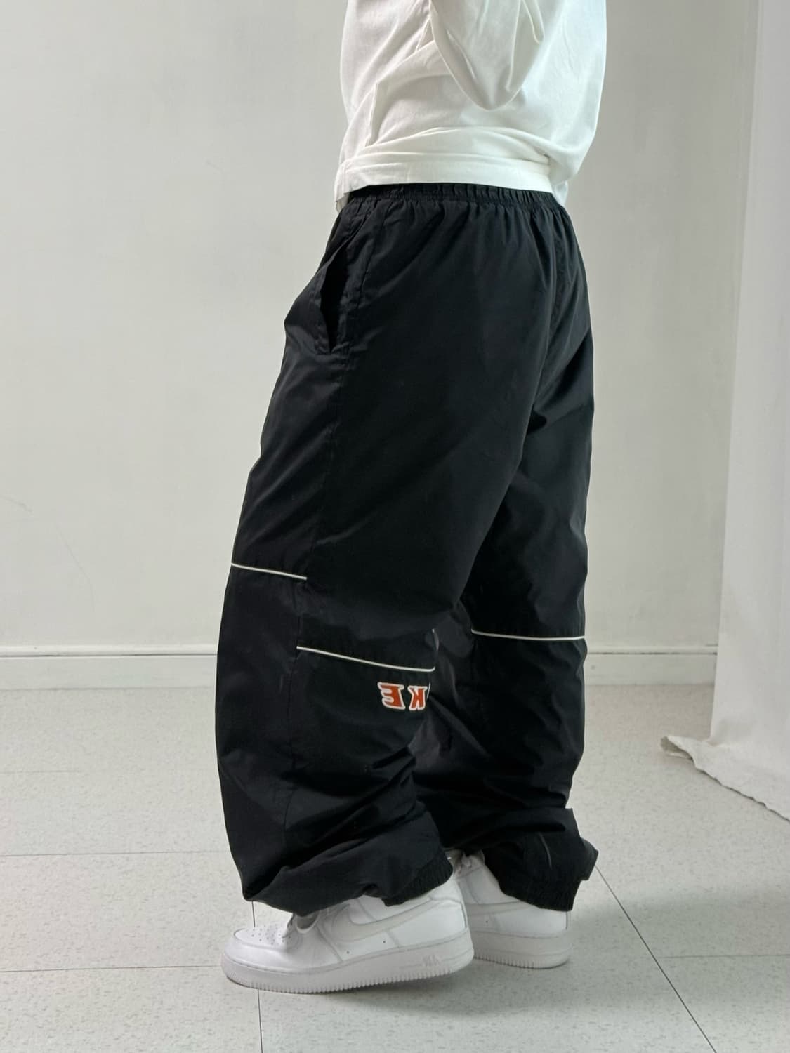 나이키 누빔 조거 팬츠 상품이미지3