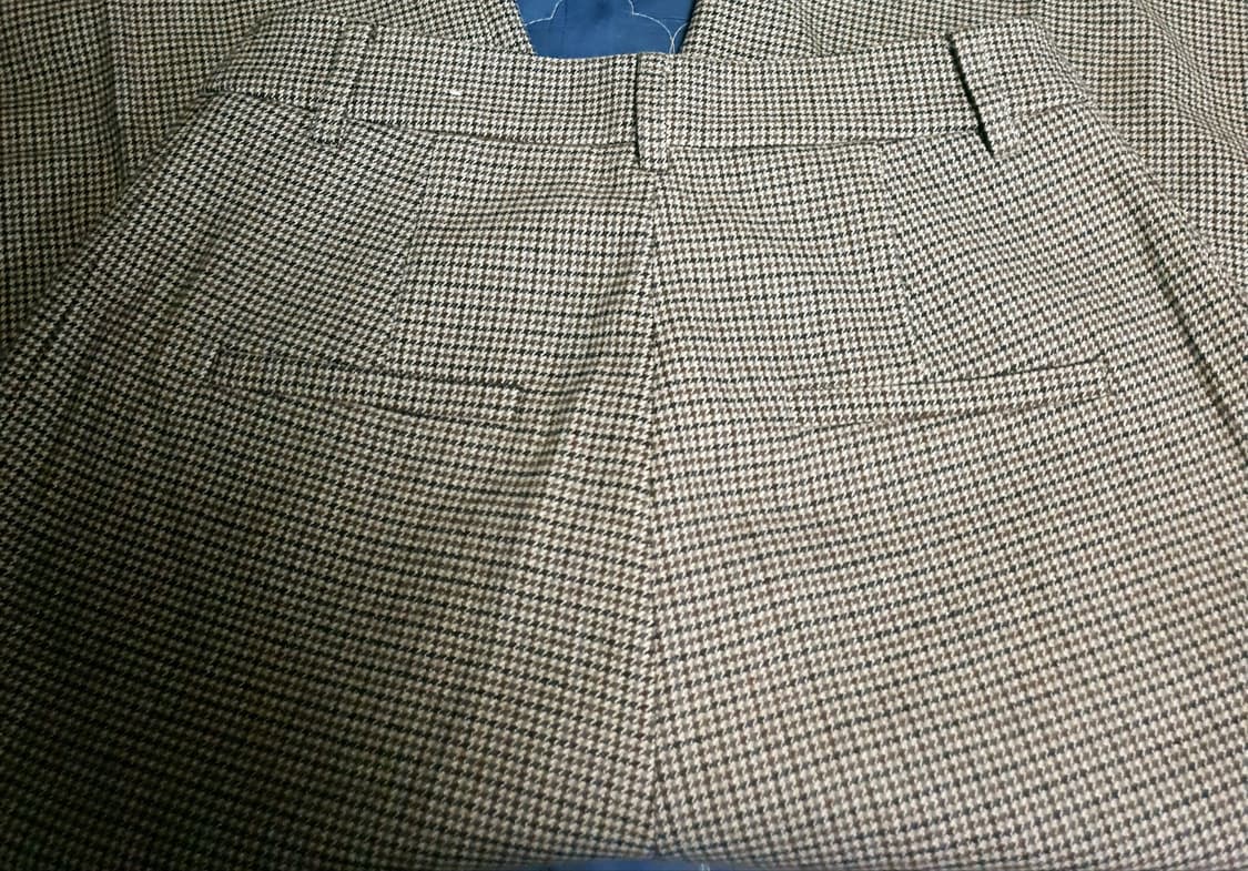 지오다노 우먼 하운드투스 핀턱 와이드핏 슬랙스 브라운 (28) 상품이미지4