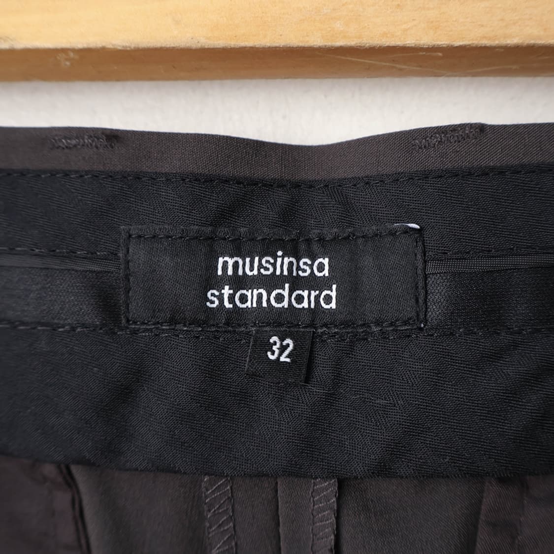 32/새상품 무신사 쿨탠다드 테이퍼드 히든밴딩 크롭 슬랙스 상품이미지7