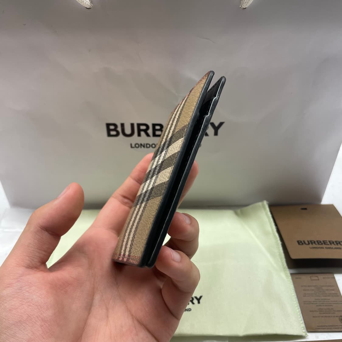 [정품] 버버리 체크 플랩 지갑 상품이미지4