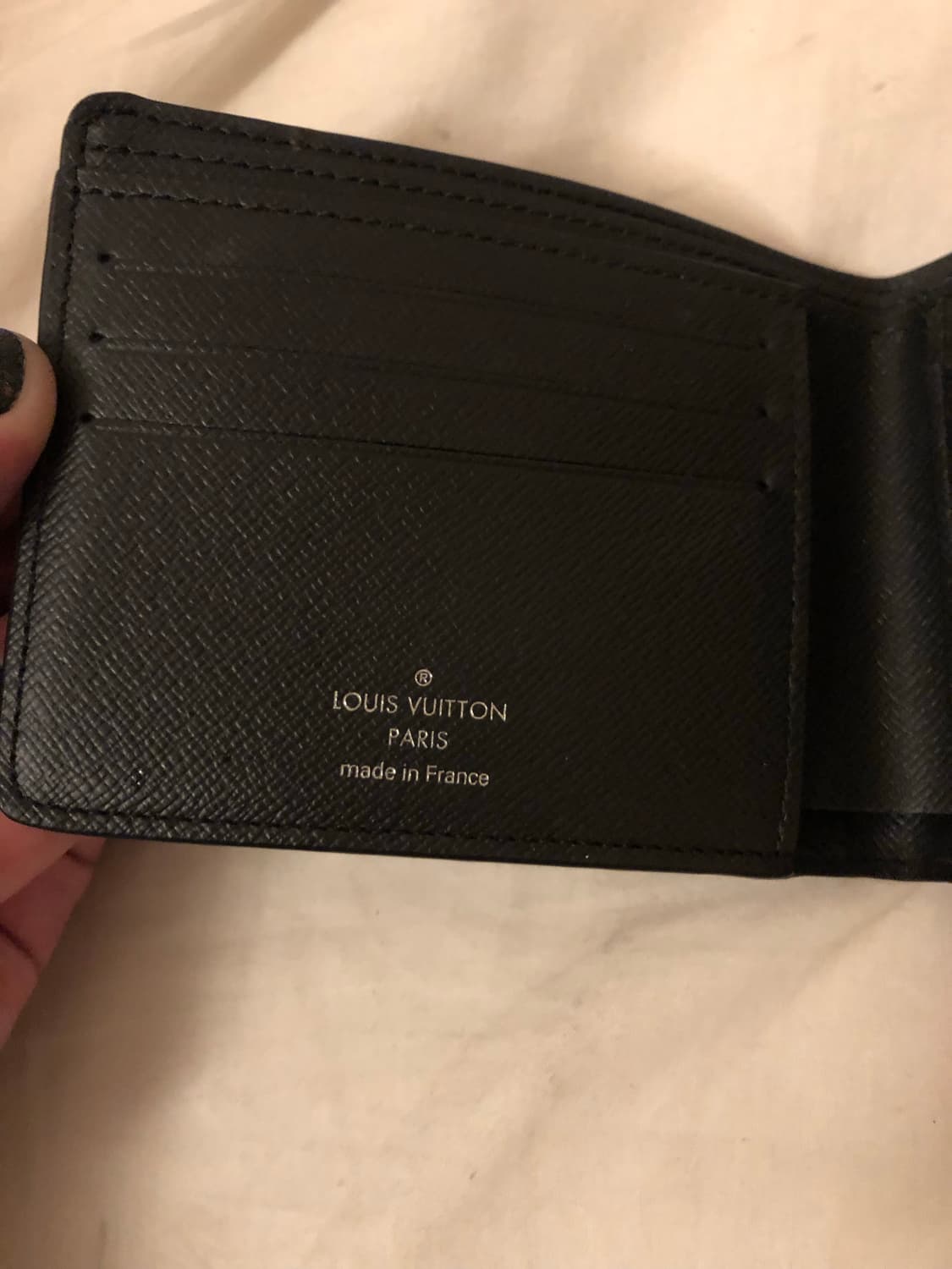 루이비통 반지갑 멀티플 월릿 타이가 M30295 상품이미지3