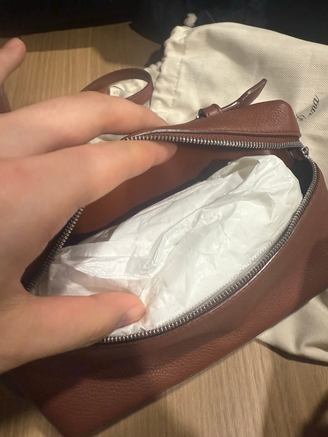 로로피아나 엑스트라 포켓 가방 상품이미지3