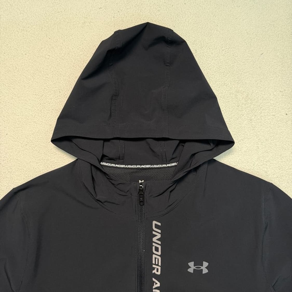 언더아머 UA 아웃런 더 스톰 자켓 블랙 XXL 상품이미지3