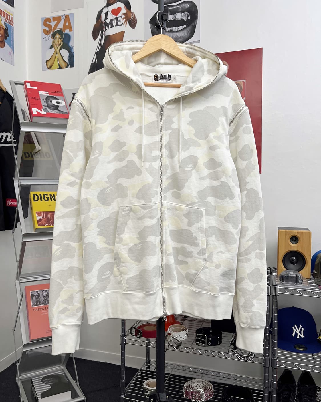 베이프 글로우 인 더 다크 화이트 카모 후드집업 상품이미지5