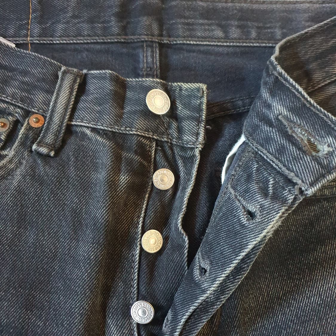 유럽 리바이스501 블랙 데님 팬츠 no.17 상품이미지4