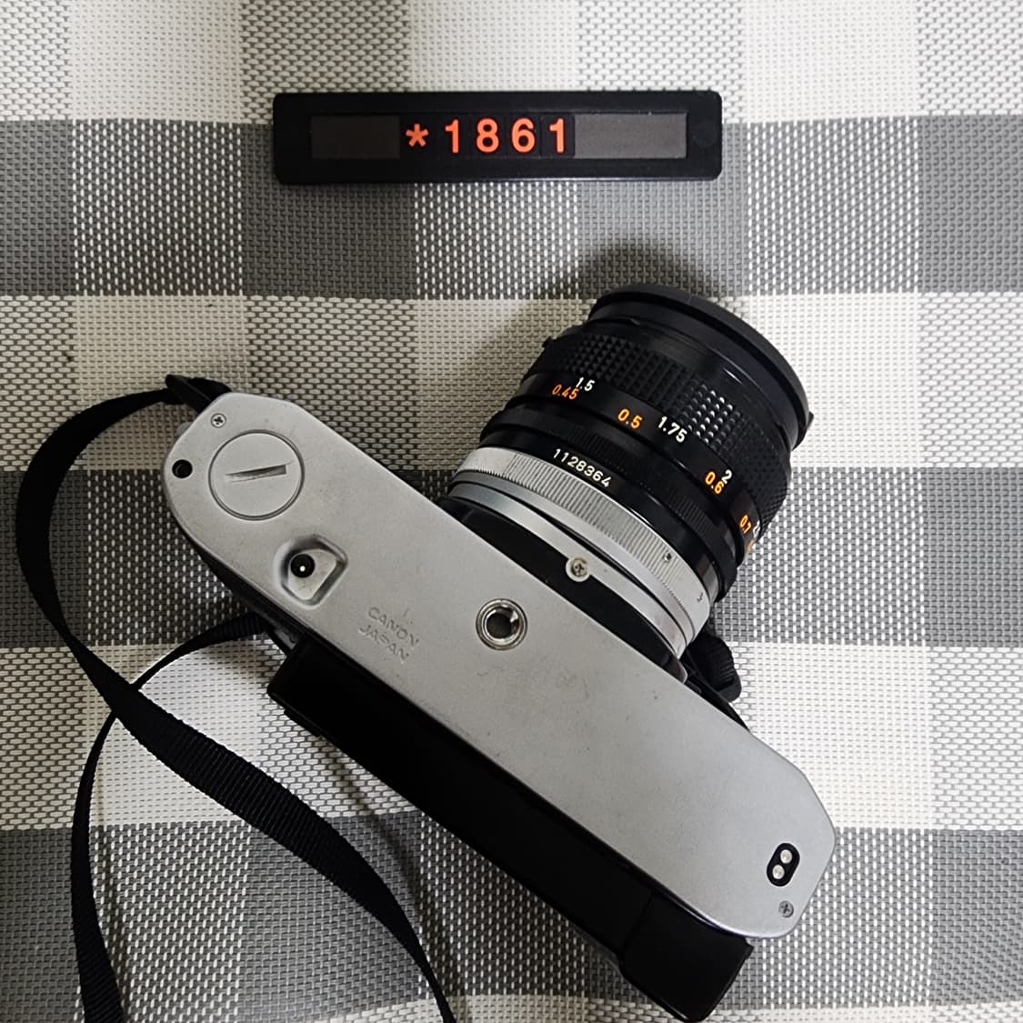 캐논 AE-1 필름카메라 실버바디 1.4 단렌즈 데이터백 장착 상품이미지5