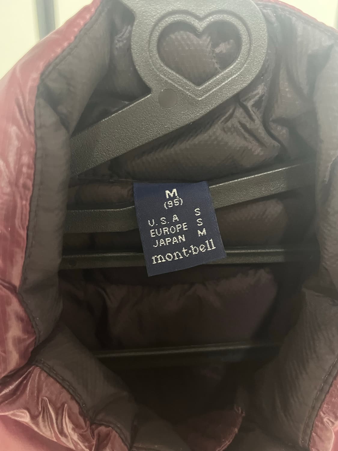 몽벨 빈티지 버건디 경량패딩 상품이미지4