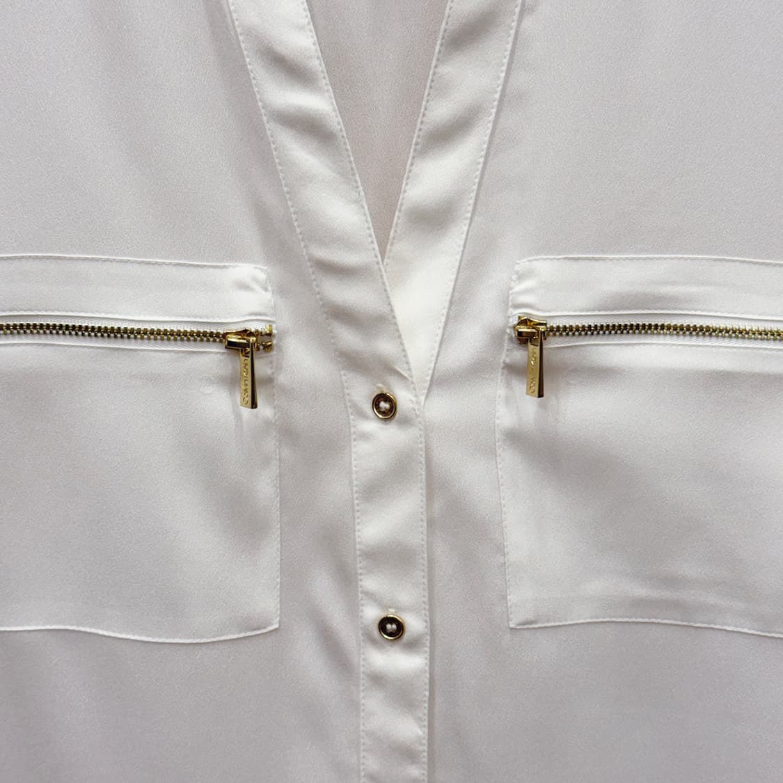 캘빈클라인 긴팔 셔츠 블라우스 골그 지퍼 포켓 디테일 아이보리 상품이미지6