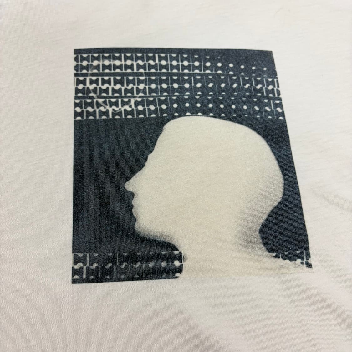 (L)드리스반노튼 헤키스 티셔츠 상품이미지4