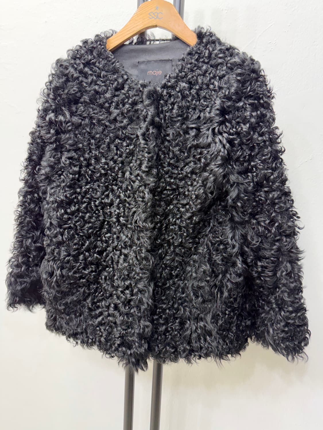 정품) maje 마쥬 블랙 리얼양털 자켓 1 상품이미지3