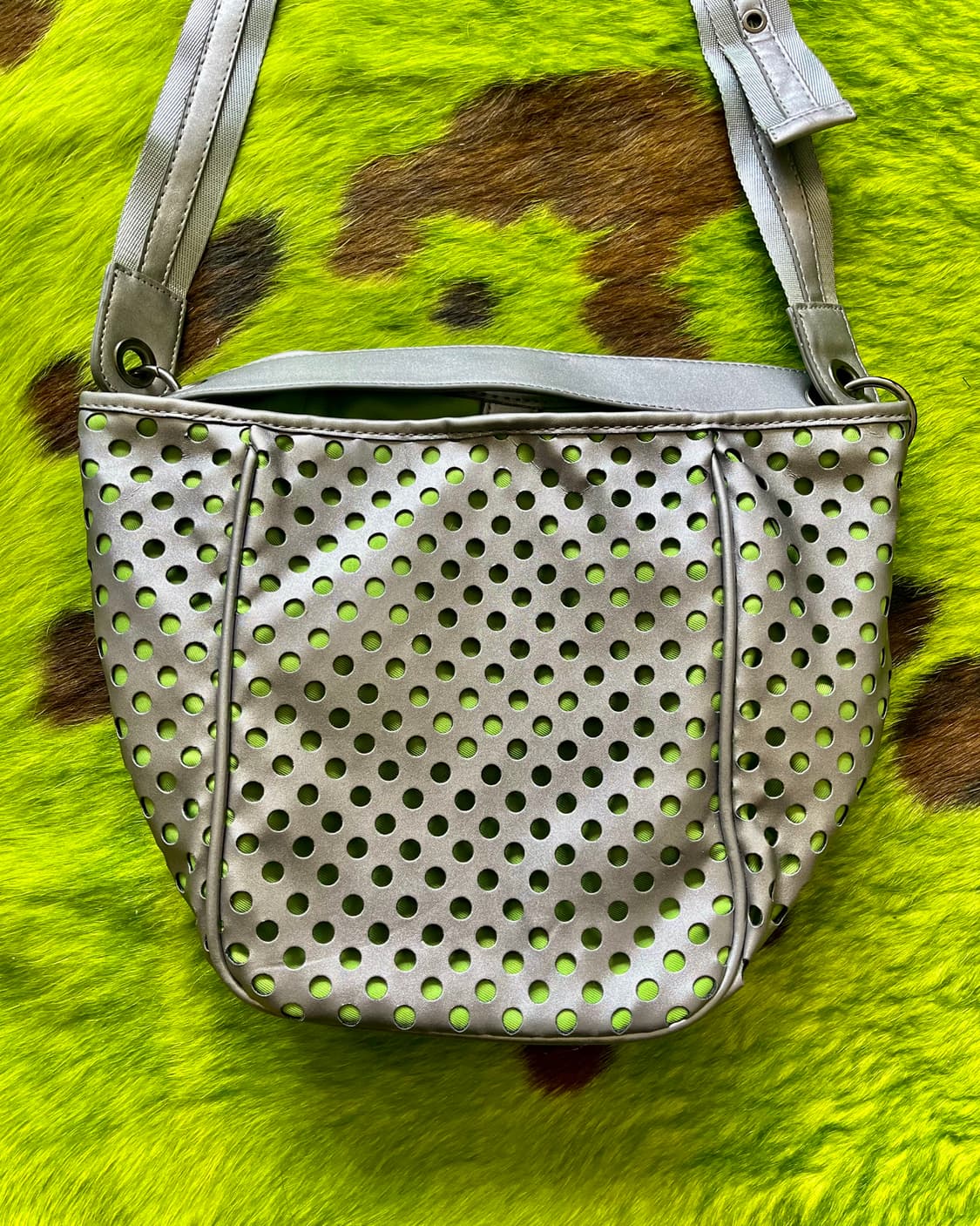 HIROKO BIS Punching 3D Dot Sliver Bag 상품이미지5