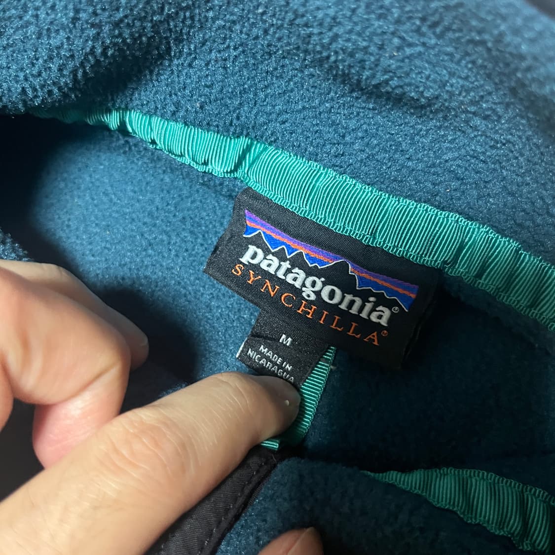 파타고니아 신칠라 투톤 컬러 스냅티 M 상품이미지4