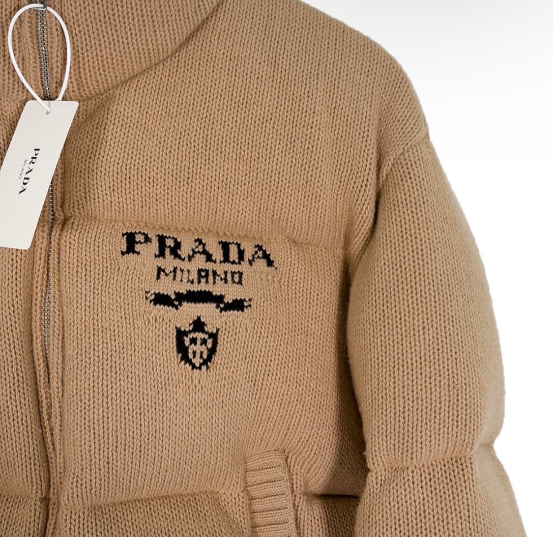 [38] 프라다 여성 캐시미어 니트 다운 숏 패딩 자켓 알비노 화이트 상품이미지5