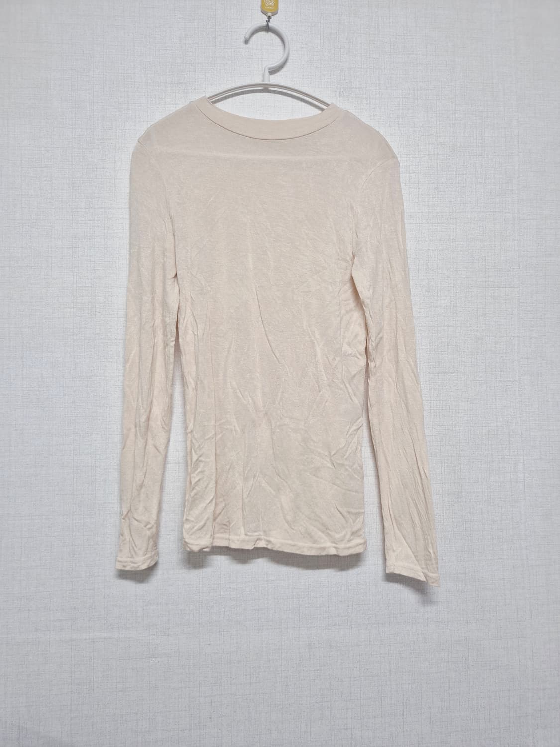 라운드 긴팔티셔츠 상품이미지1