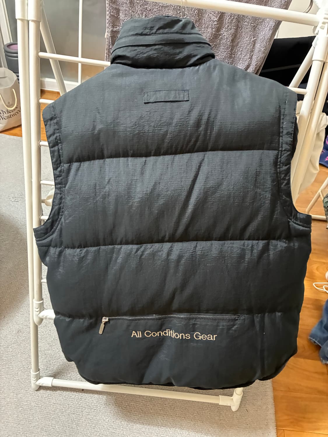 나이키acg 넉다운 조끼패딩 상품이미지2