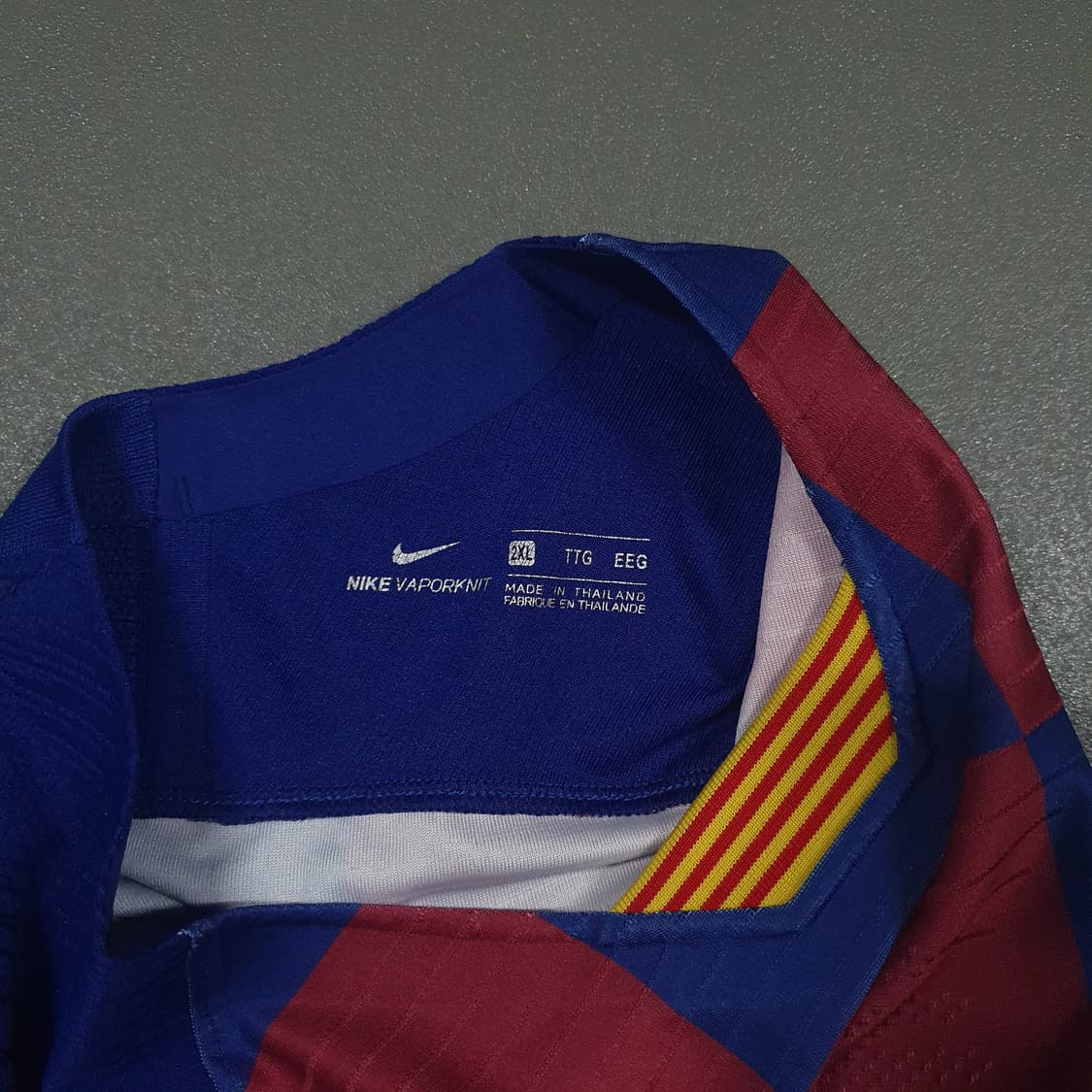 2XL 나이키 바르셀로나 메시 19-20 홈 유니폼 반팔 져지 베이퍼니트 상품이미지7