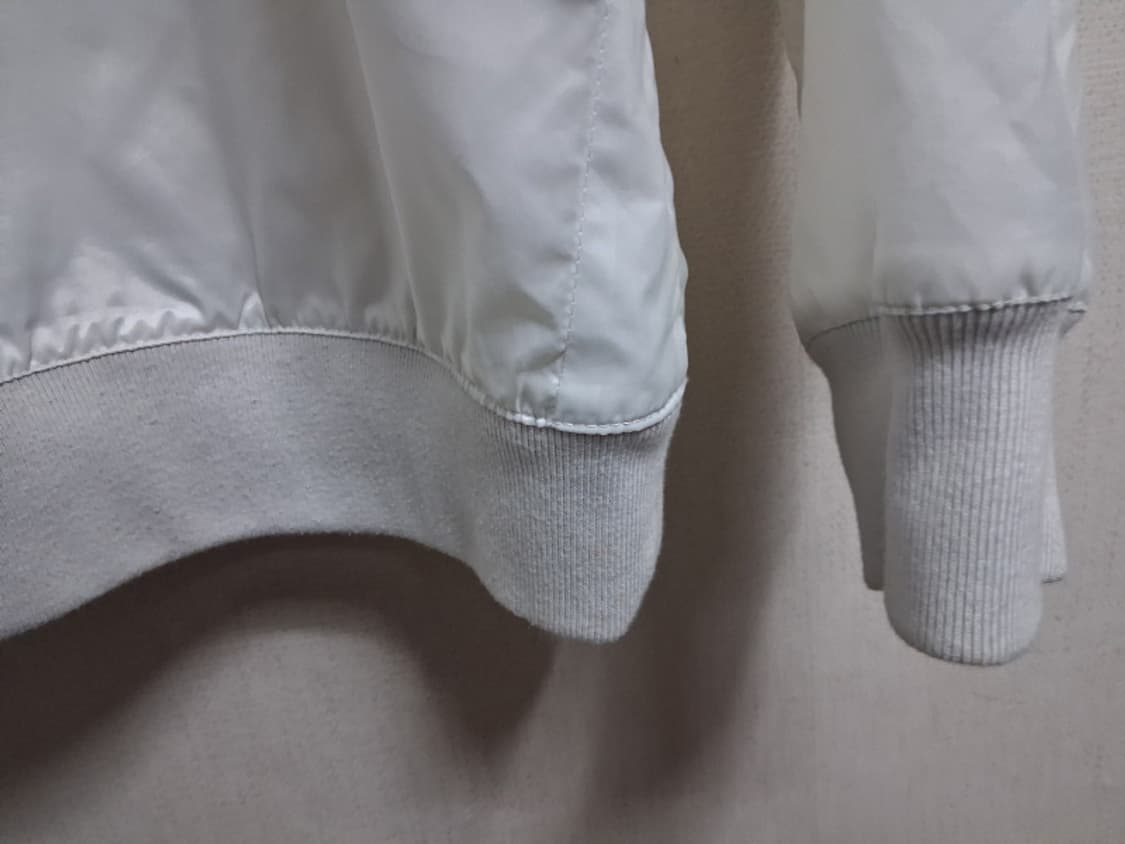 나이키 화이트바람막이 후드점퍼 105 상품이미지7