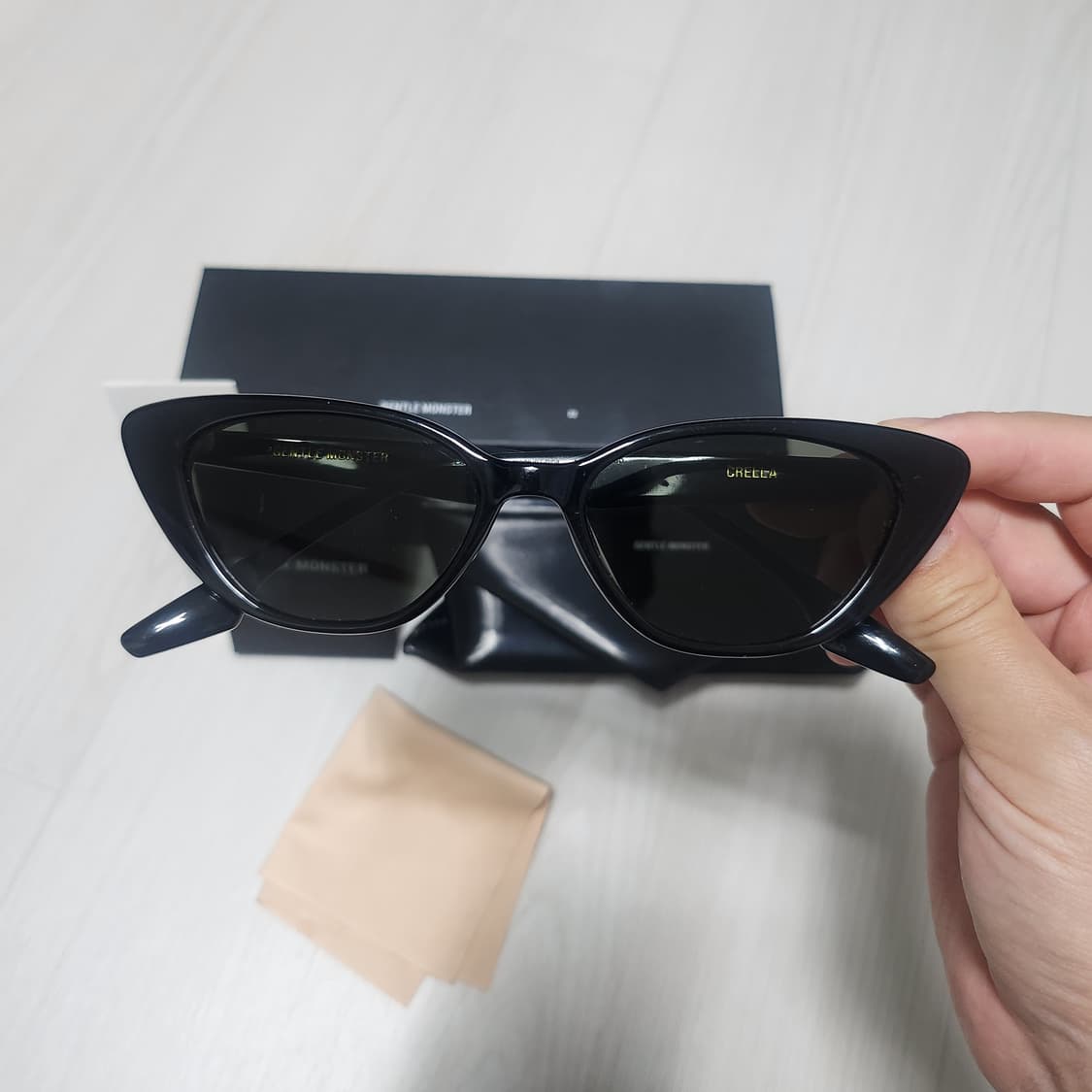 젠틀몬스터 선글라스 CRELLA 상품이미지5