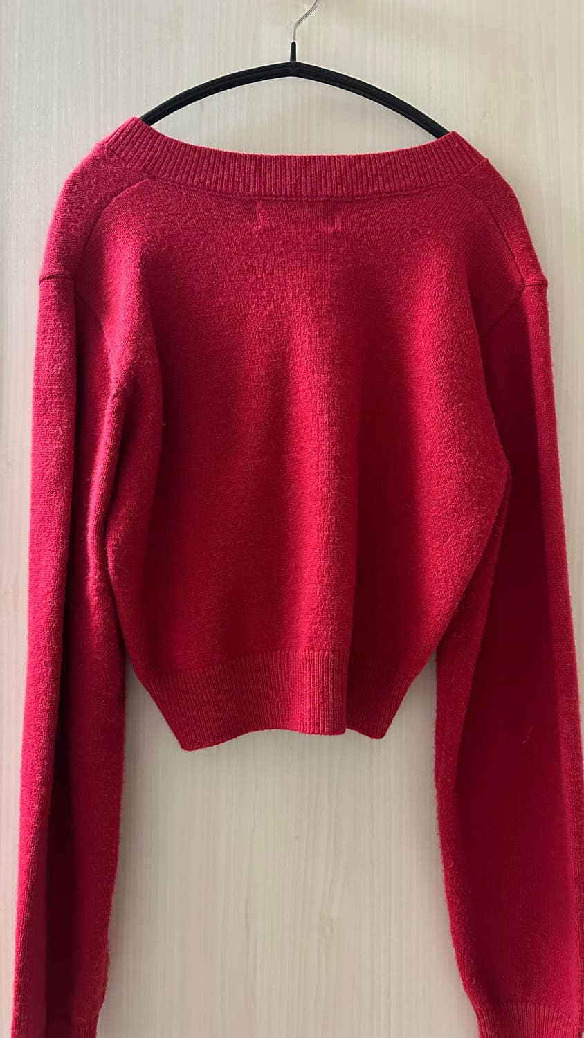 로라로라 브이넥 크롭니트 상품이미지3