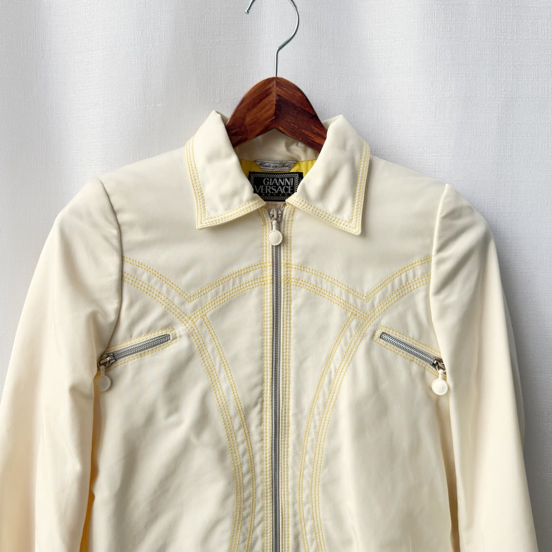 90s 지아니 베르사체 꾸뛰르 아카이브 옐로우 스티치 롱 자켓 40 상품이미지2