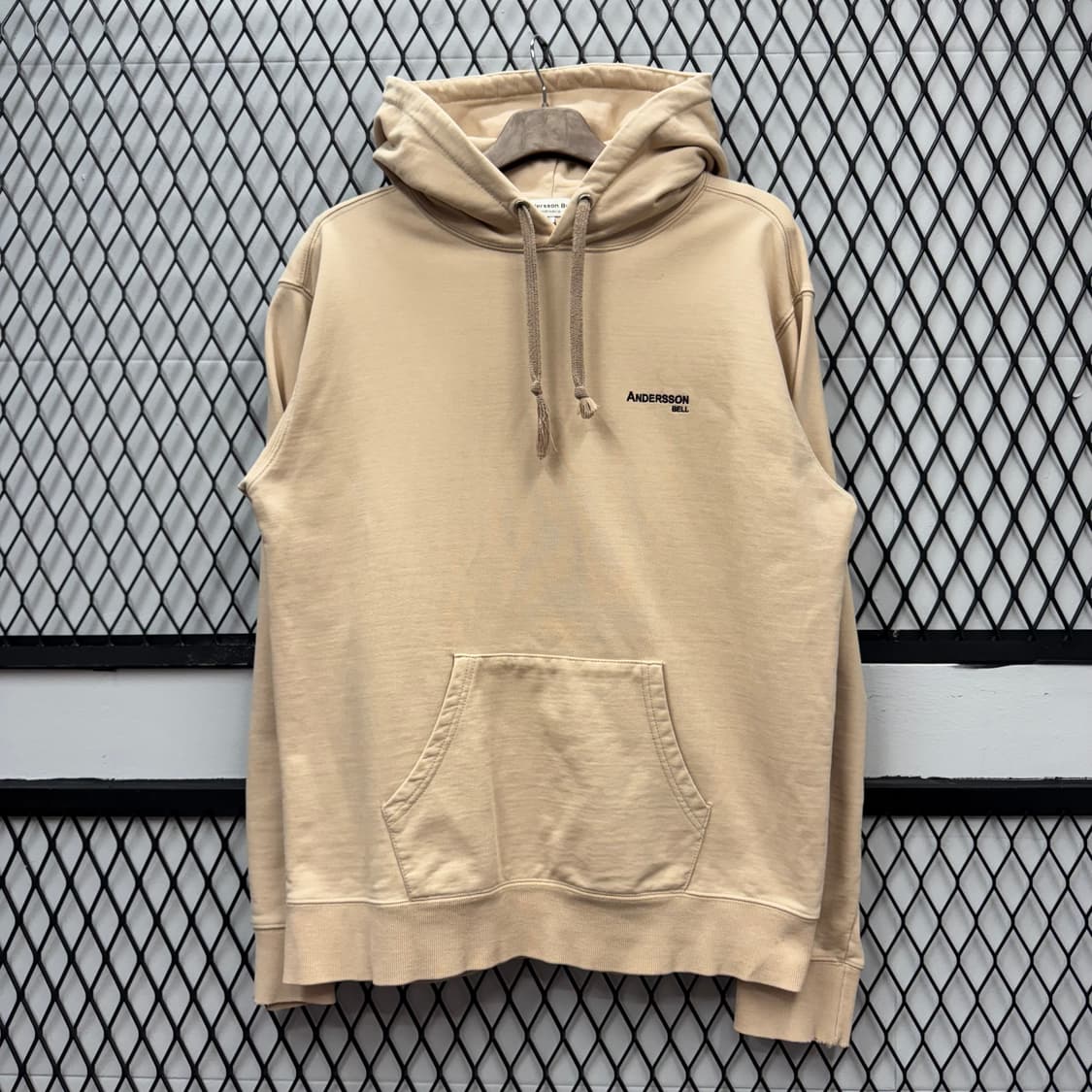 16S/S 앤더슨 벨 스웻셔츠 후드 원더러스트 빅 프린팅 디테일 베이지 상품이미지2