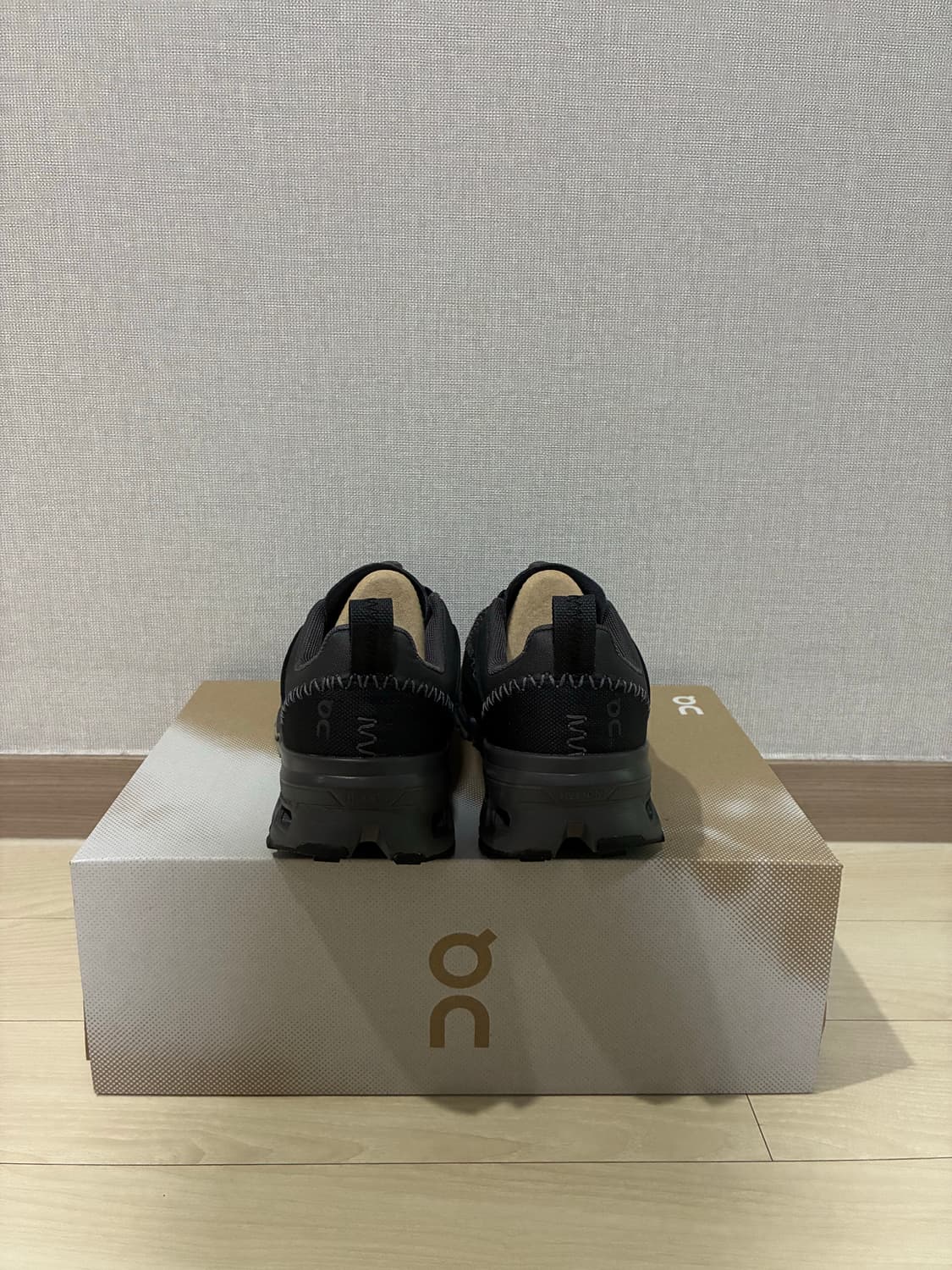 온러닝 클라우드어웨이2 260사이즈 판매 상품이미지6