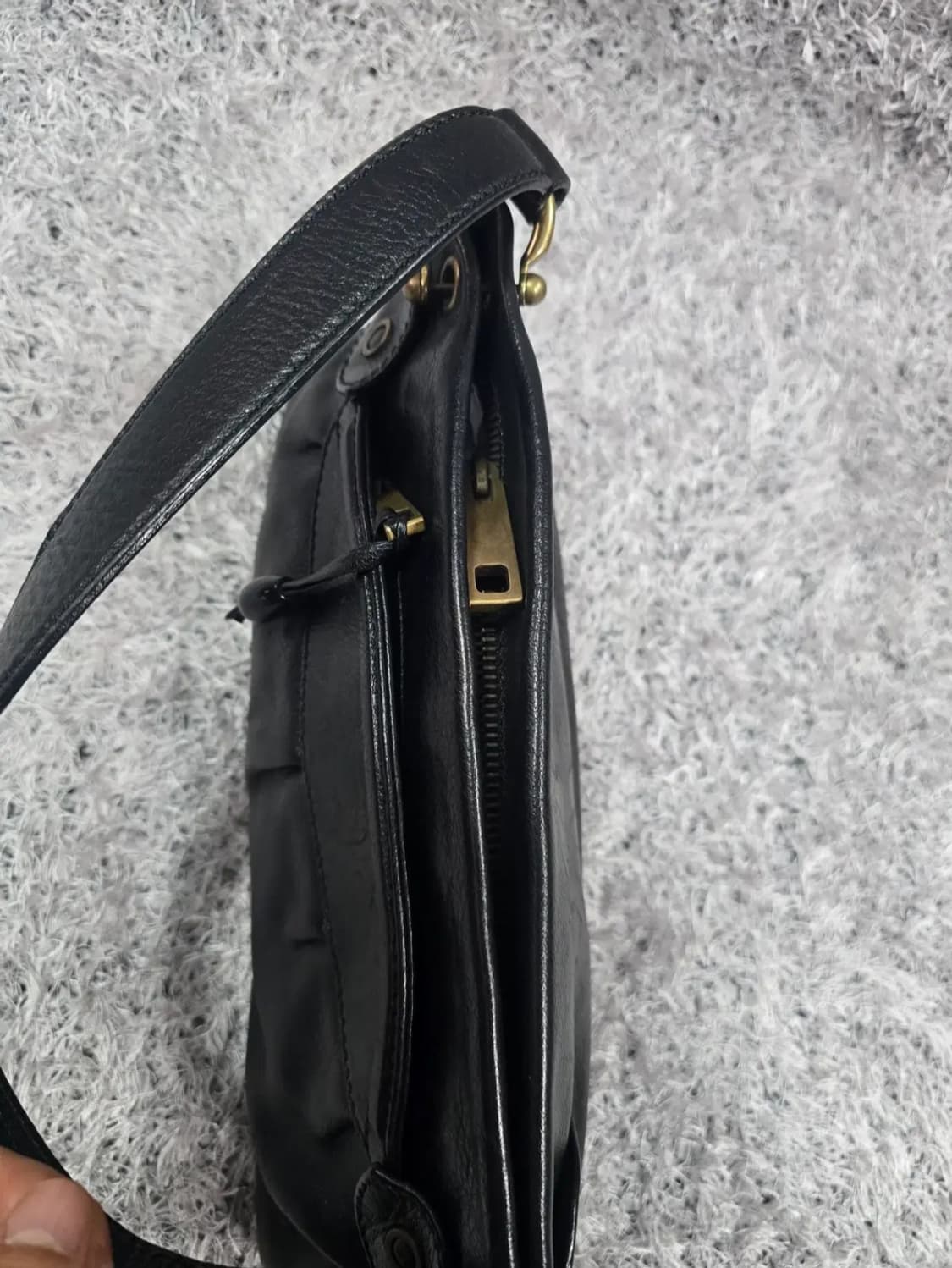 마크제이콥스 레더 숄더백 상품이미지6