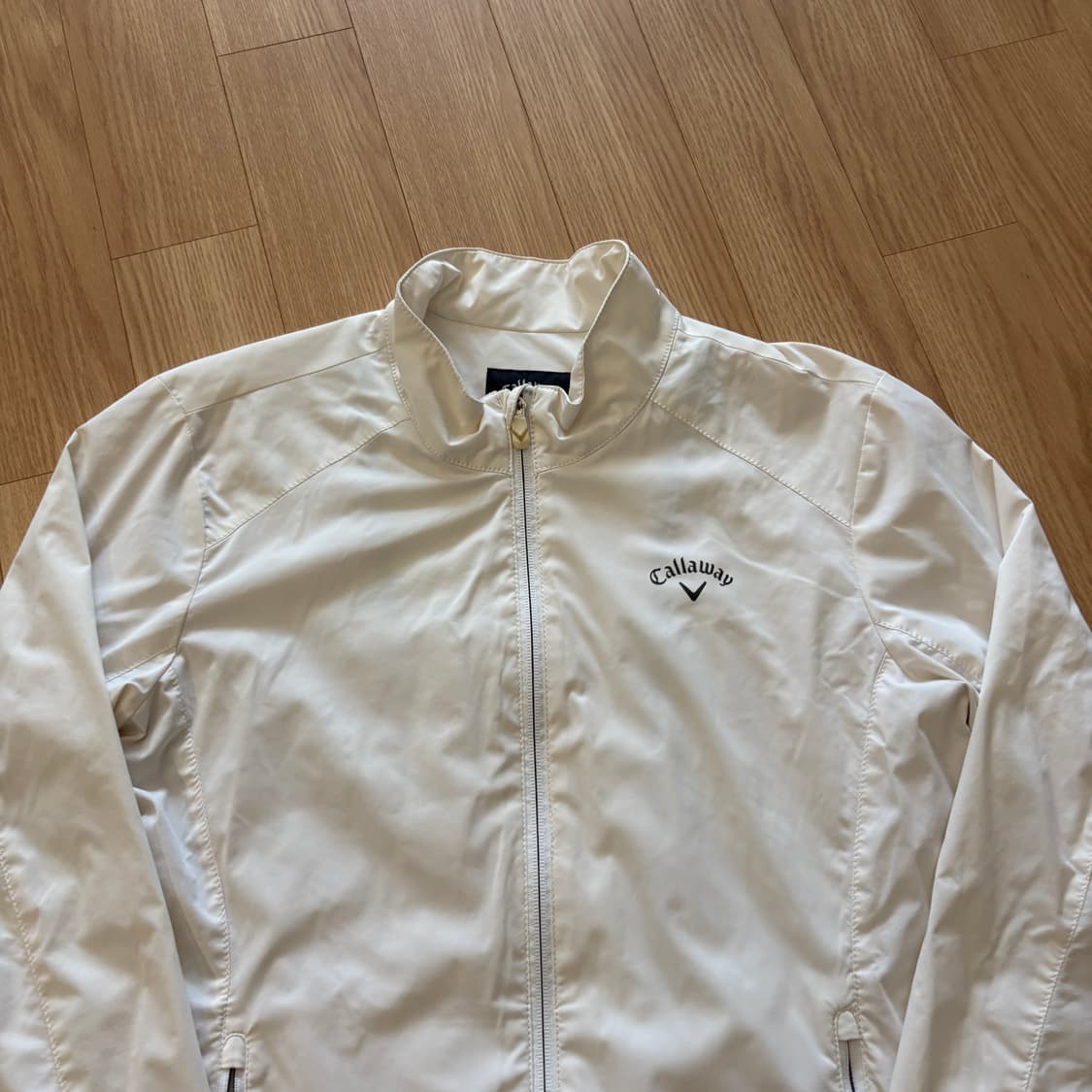 캘러웨이 화이트 바람막이 100 상품이미지3