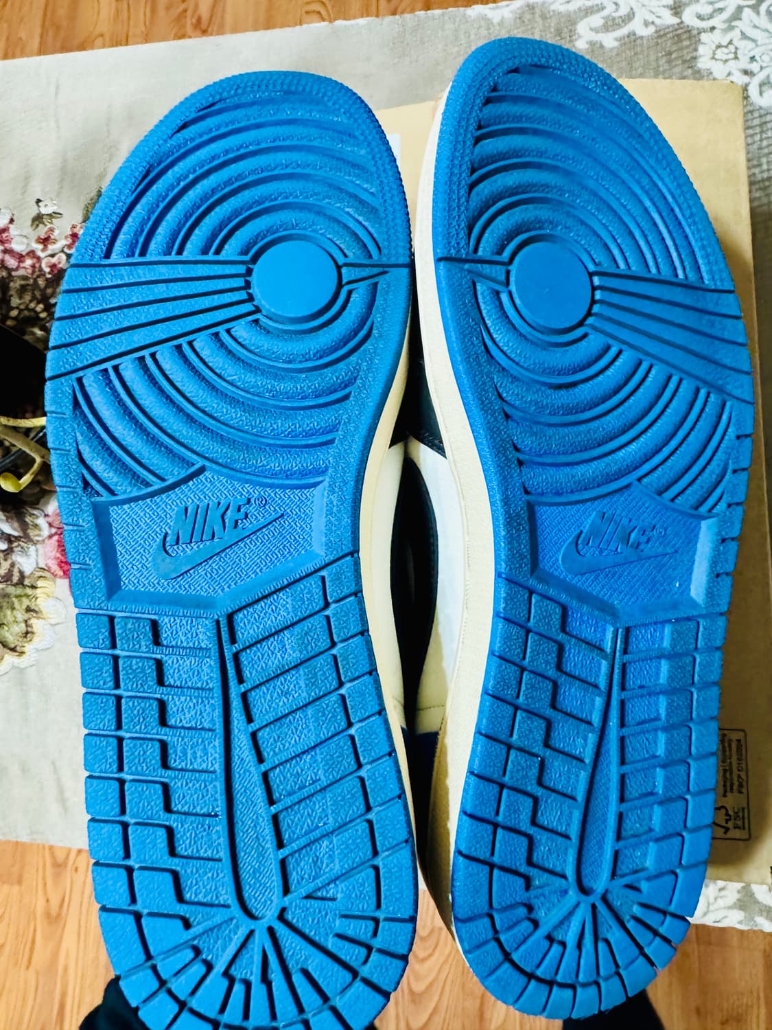 조던 트래비스 스캇 프라그먼트 로우 290 상품이미지4