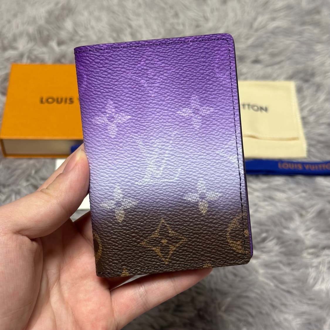 [미사용/새상품] 루이비통 이클립스 피그먼트 오거나이저 카드지갑 퍼플 상품이미지1