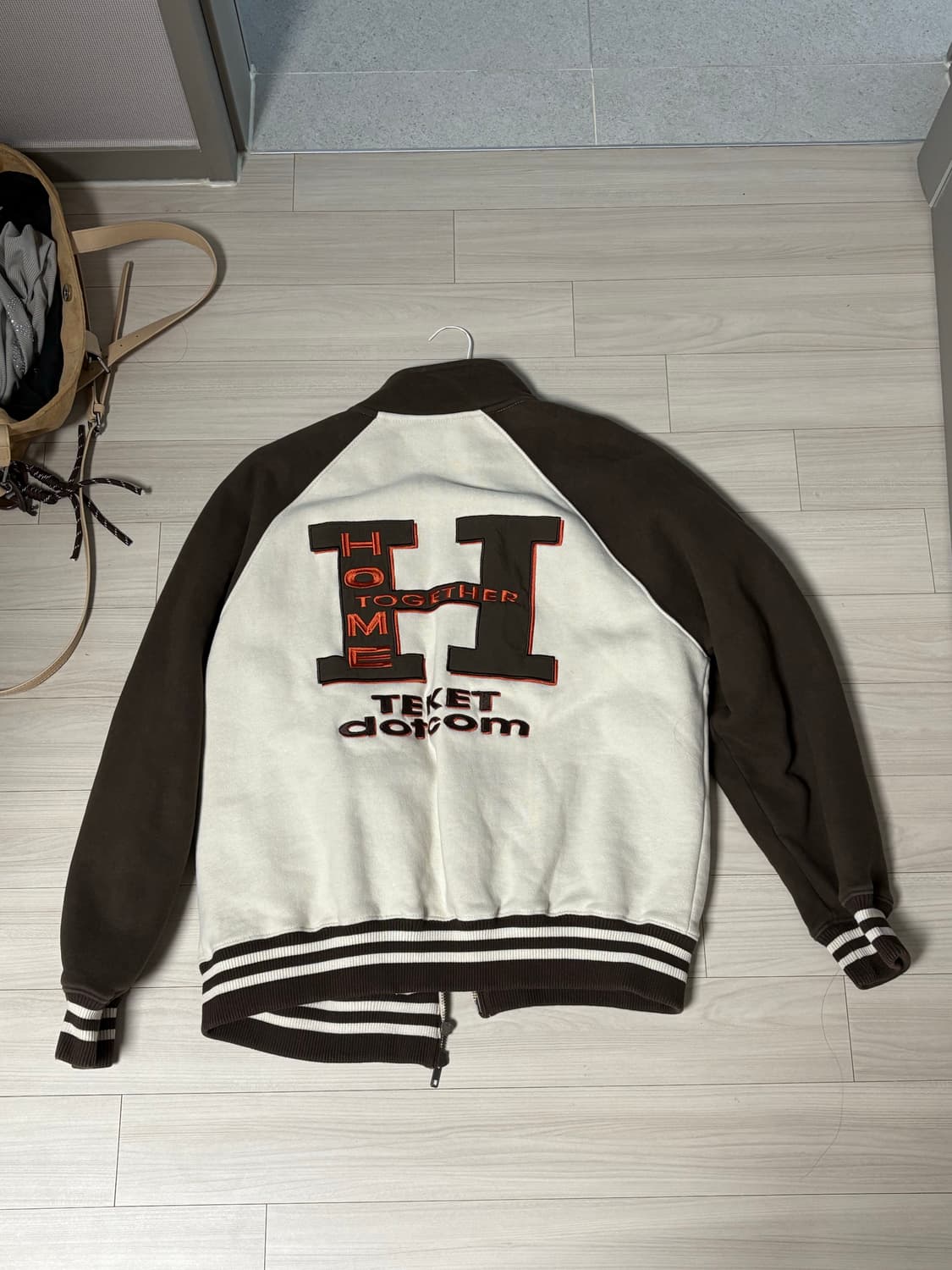 테켓  Zip-Up Sweatshirt Beige m사이즈 상품이미지2