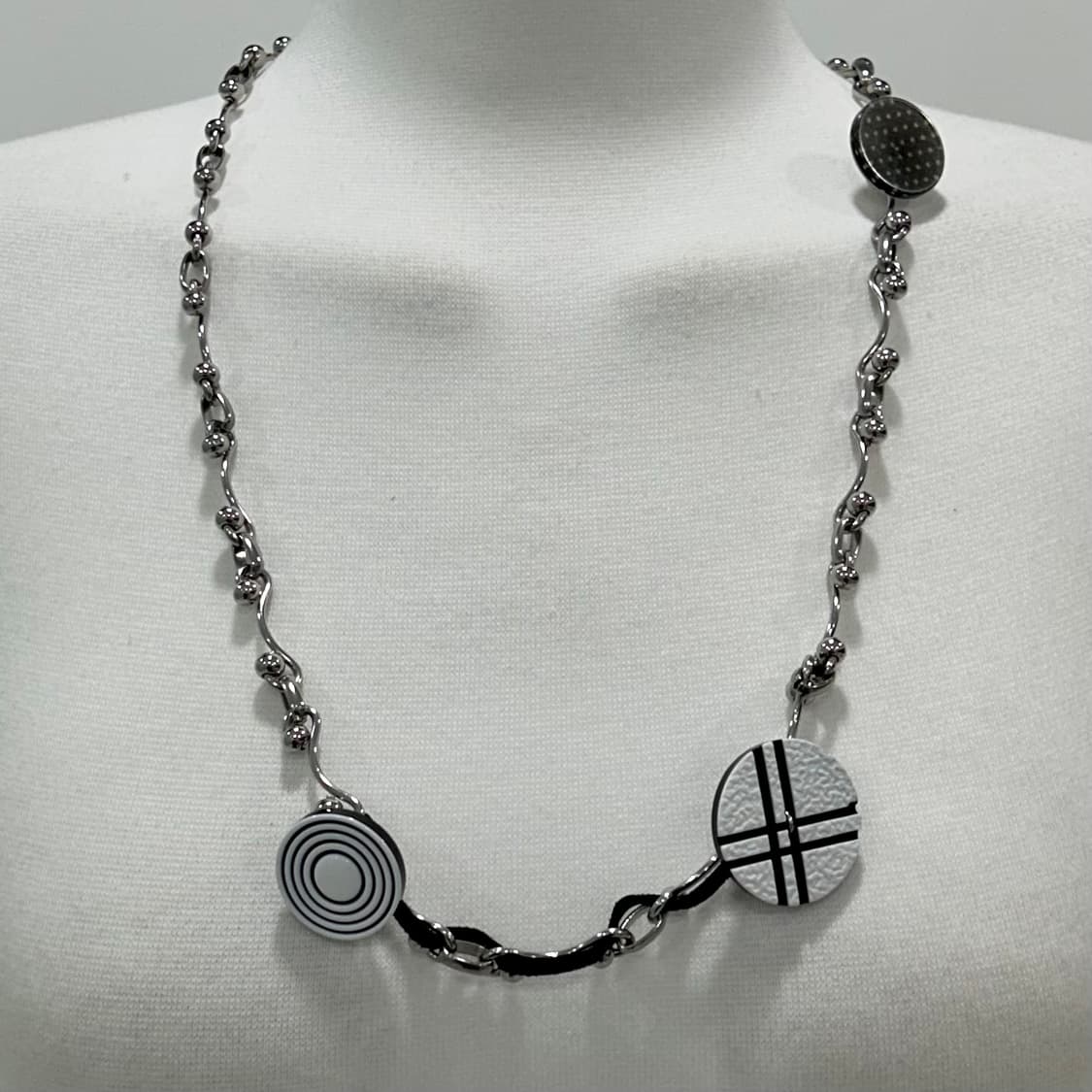 Black button layered necklace 상품이미지8