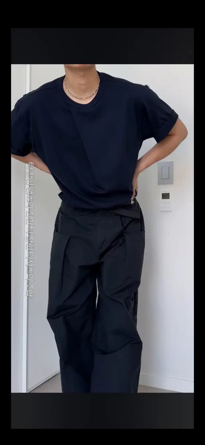 무료배송) 비슬로우 오버사이즈 턱 티셔츠 네이비 s size 상품이미지3