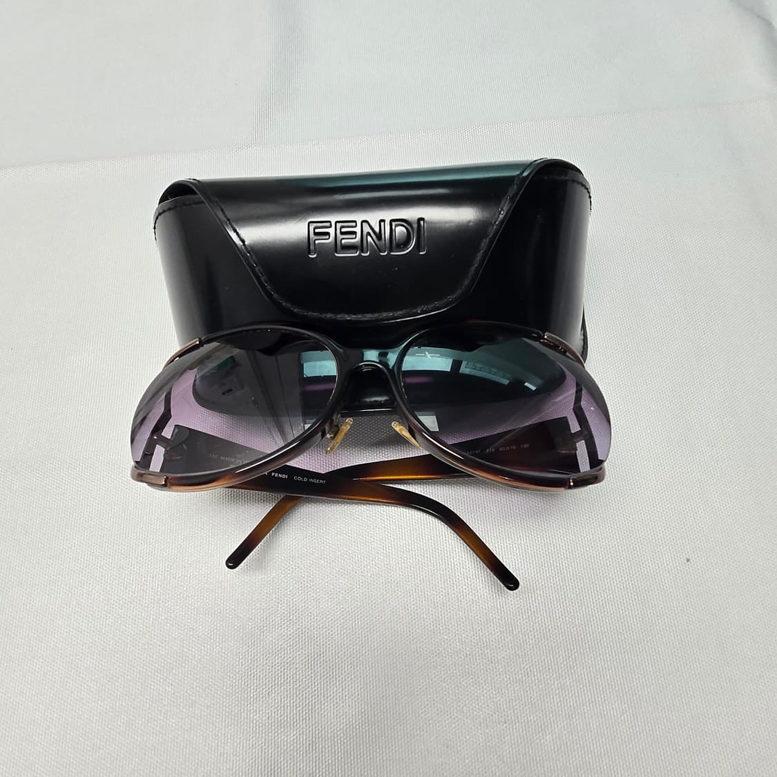 펜디 선글라스 케이스포함 상품이미지1