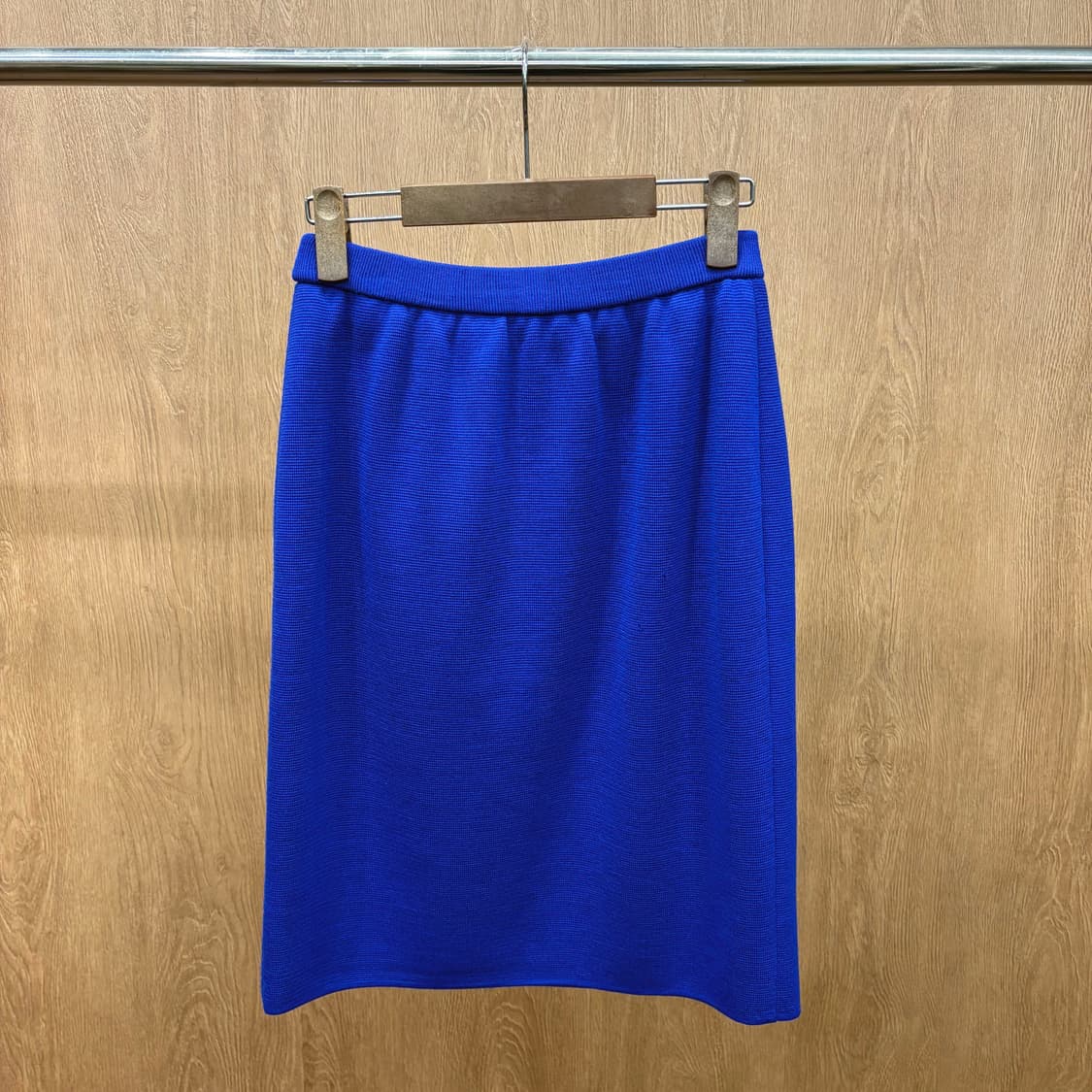 입생로랑 울 미디 스커트 밴딩 무지 디테일 H라인 블루 상품이미지2