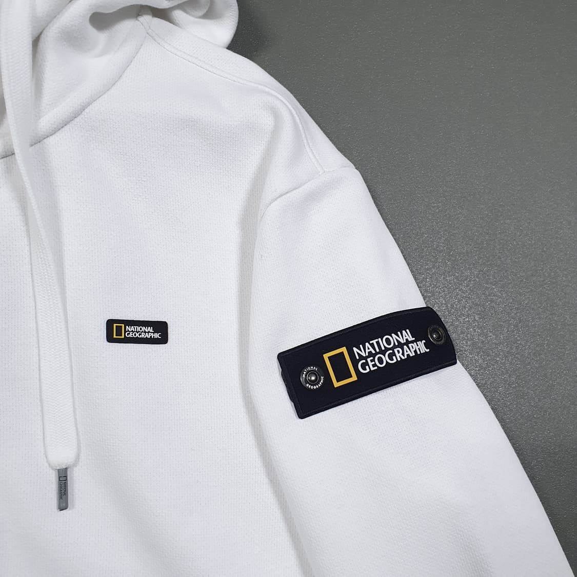 M) 내셔널지오그래픽 신형 23FW 핀테일 와펜 트레이닝 후드집업 화이트 상품이미지2