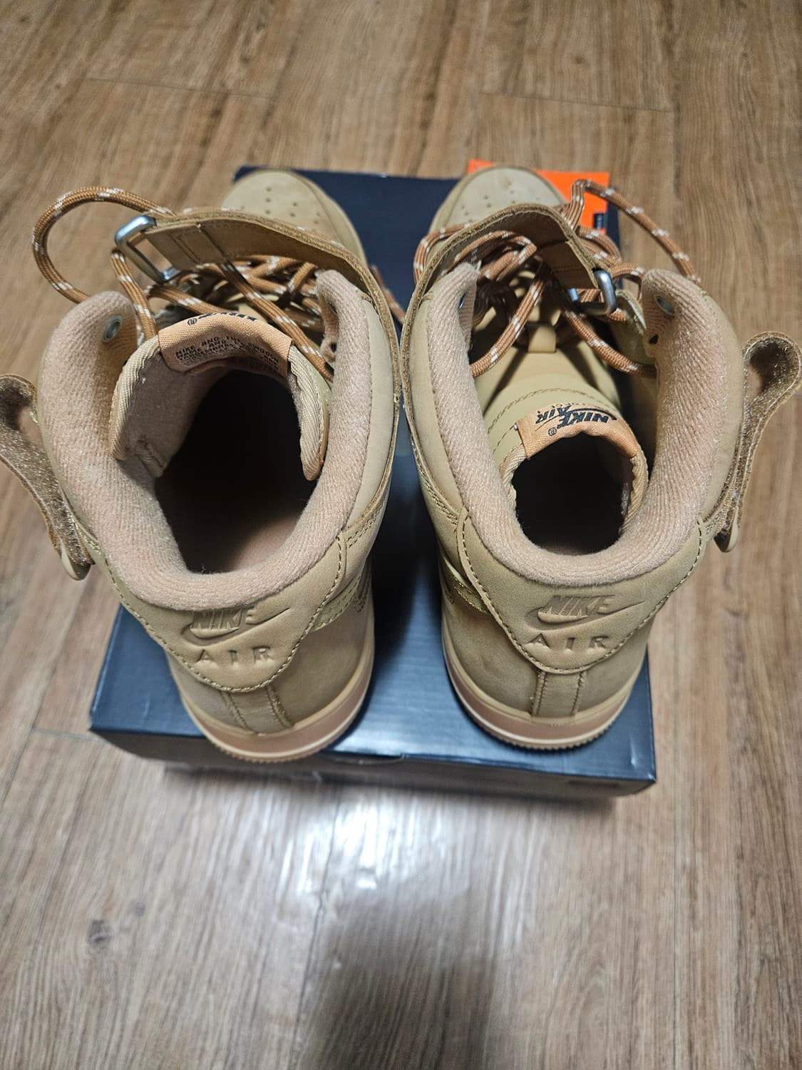 나이키 된장포스 미드 275 상품이미지3