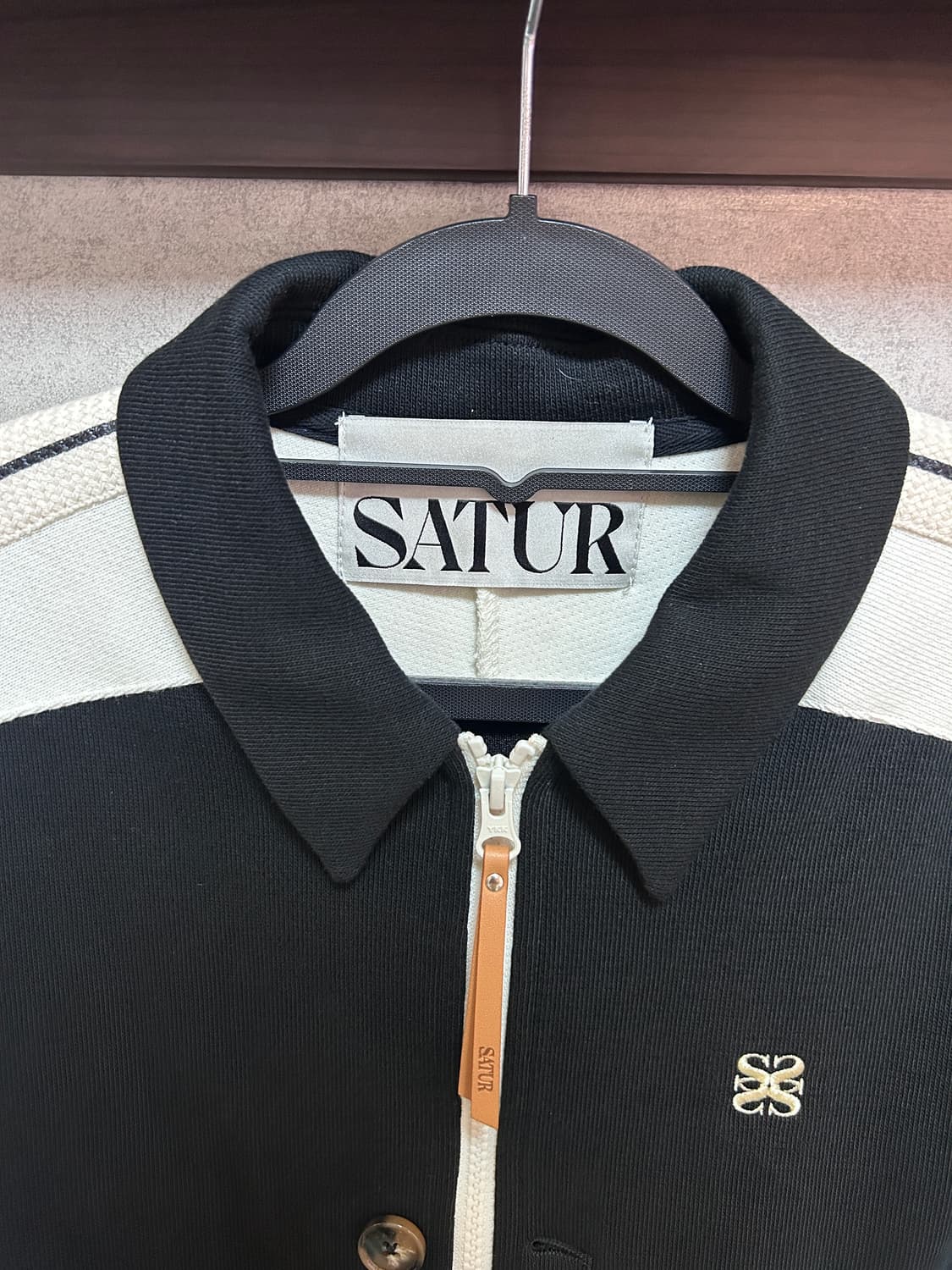 새터 로턴 칼라 트랙 집업 자켓 캐비어 블랙 ws 상품이미지2