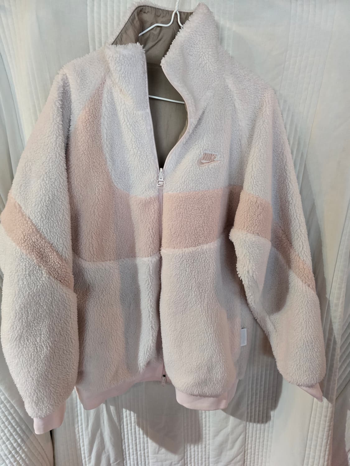 나이키 리버시블 오버핏 뽀글이자켓  상품이미지2