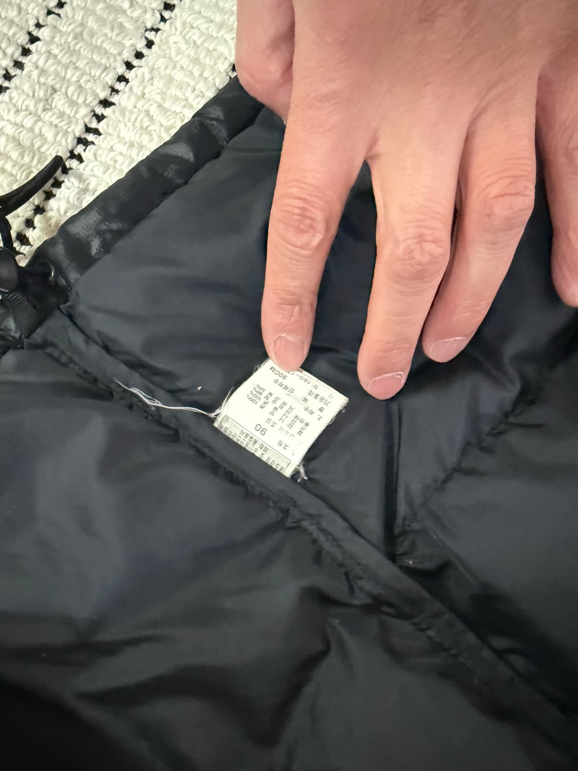 노스페이스 700 눕시 패딩조끼 블랙 S 상품이미지4