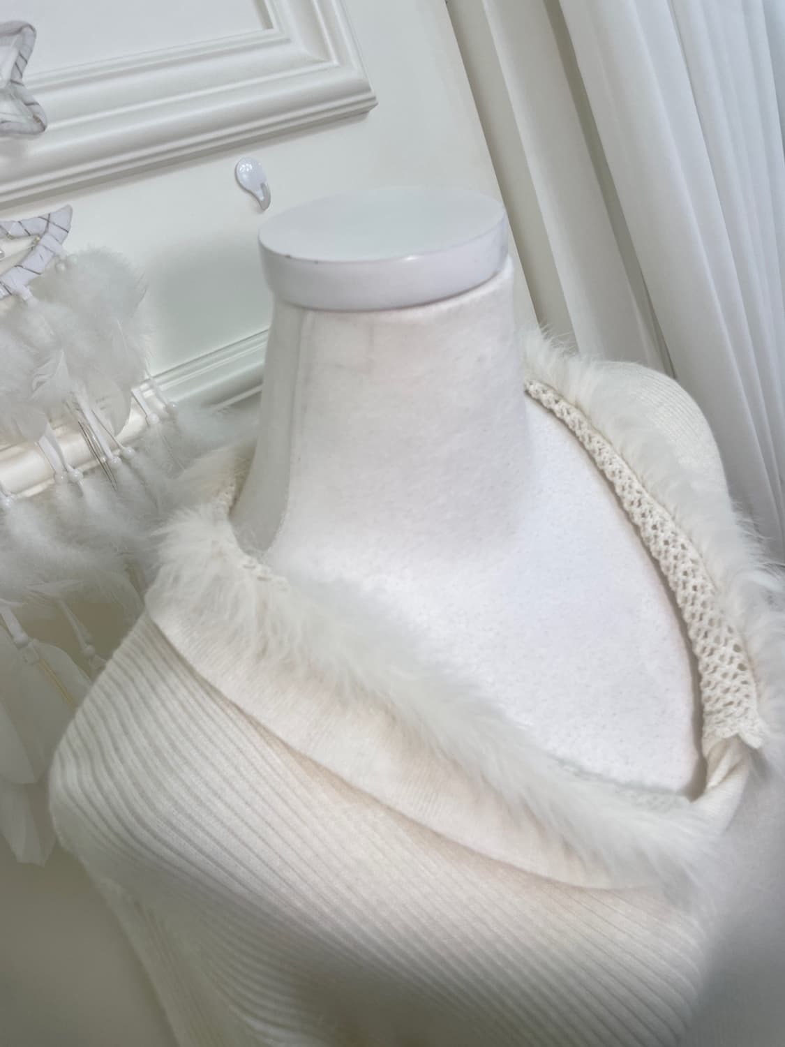 ivory ruffle point fur slim span knit to 상품이미지7