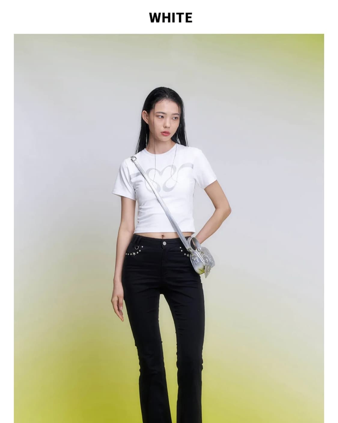 일리고 시그니처 하트 크롭 티셔츠 반팔 상품이미지2