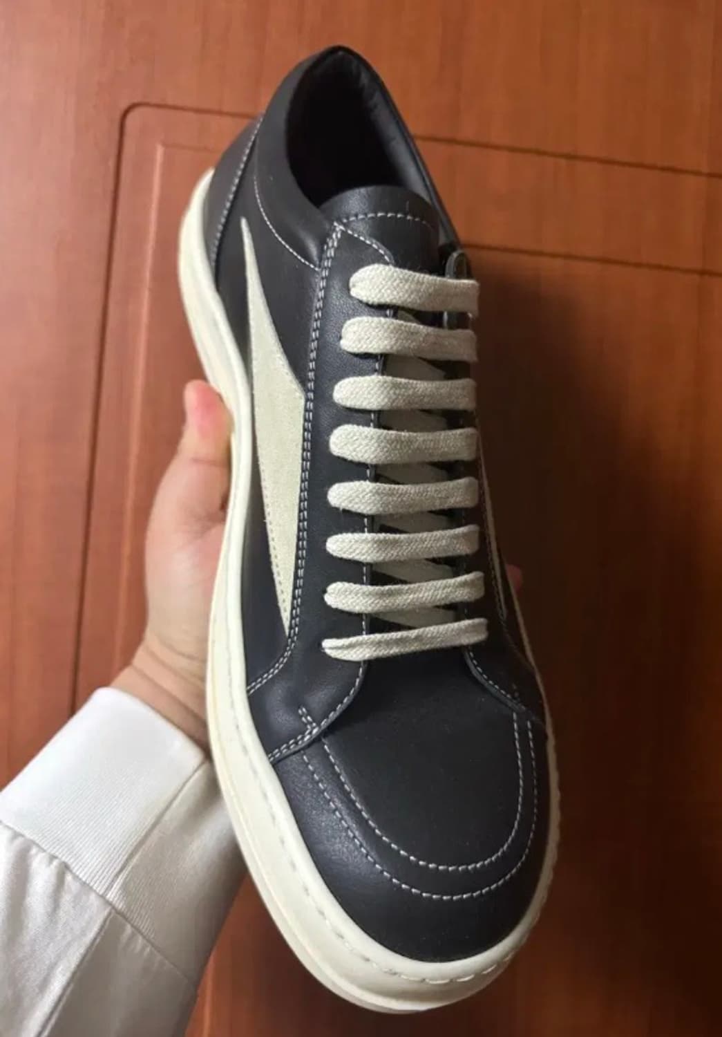 [45] 릭오웬스 빈티지 스니커즈 릭반스 RU02D6897LCOLVS 상품이미지1