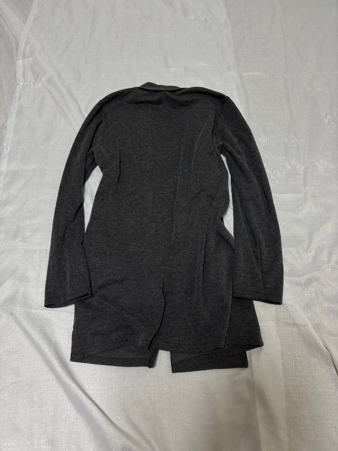 “Cutie Blonde” V-Kei Mood Grey Cardigan 상품이미지5