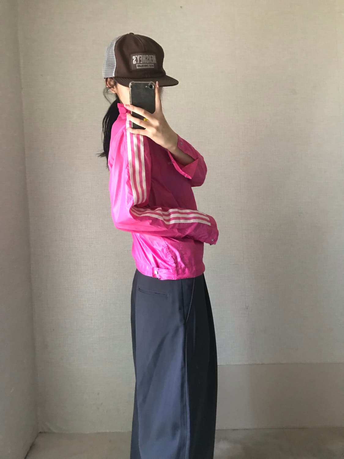 아디다스 핑크 버튼디테일 바람막이 상품이미지3