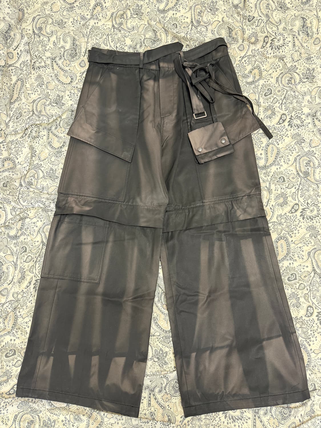 지용킴 24FW 디테쳐블 카고 팬츠 [L] 상품이미지1