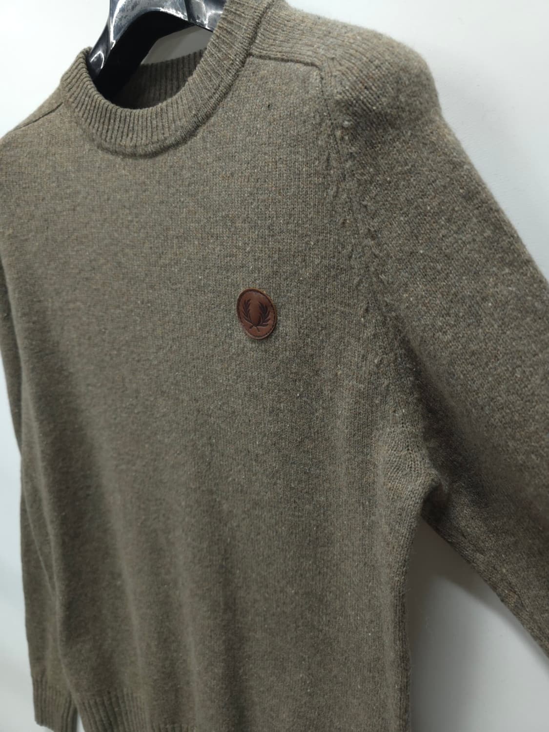 프레드페리 남성 100% 램스울 자수 패치 니트 (95) 상품이미지7