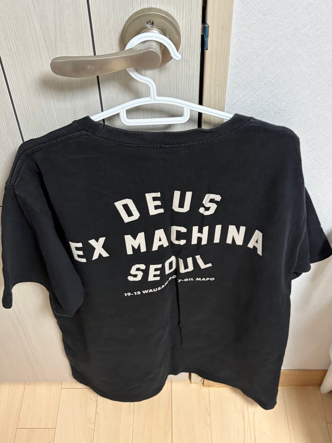 데우스 반팔 라지 사이즈 블랙 상품이미지2