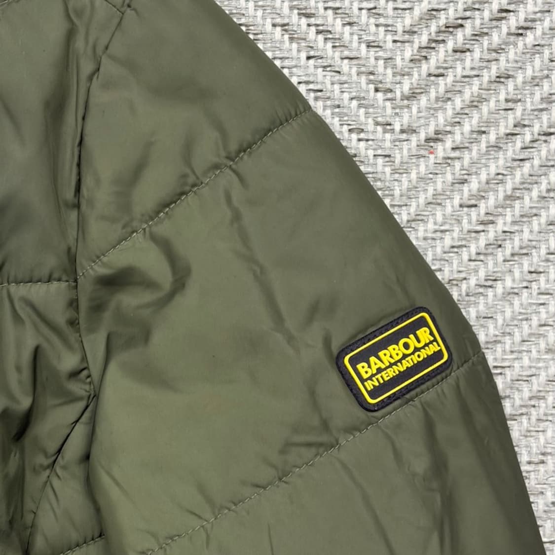 바버 라이트 패딩 자켓 v1972 상품이미지6