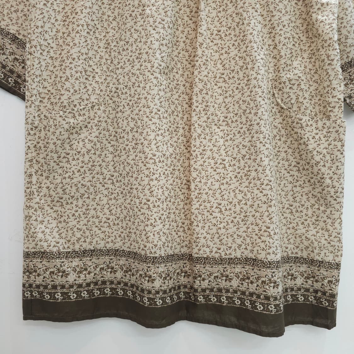 어스뮤직 플로럴 패턴 9부 포켓 원피스 상품이미지4